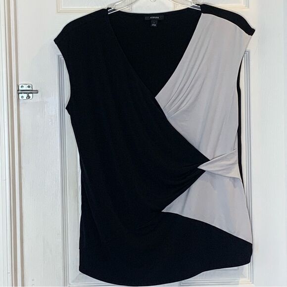 Alfani Black and White Sleeveless Top Size Large - Picture 1 of 9